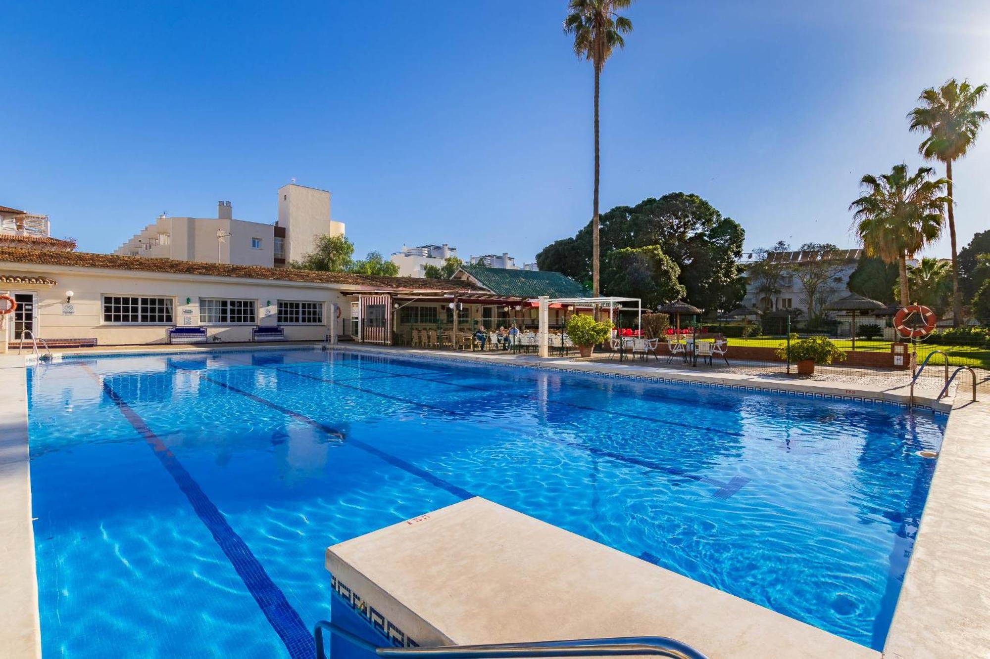 Carihuela Palace 417 By Ivi Real Estate Torremolinos Exterior photo